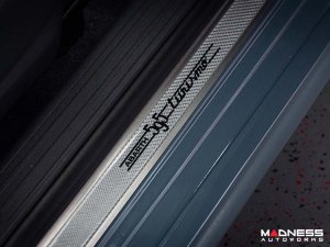 FIAT 500 Door Sills - Stainless Steel w/ Silver Carbon Fiber Inlays - 595 Turismo Logo